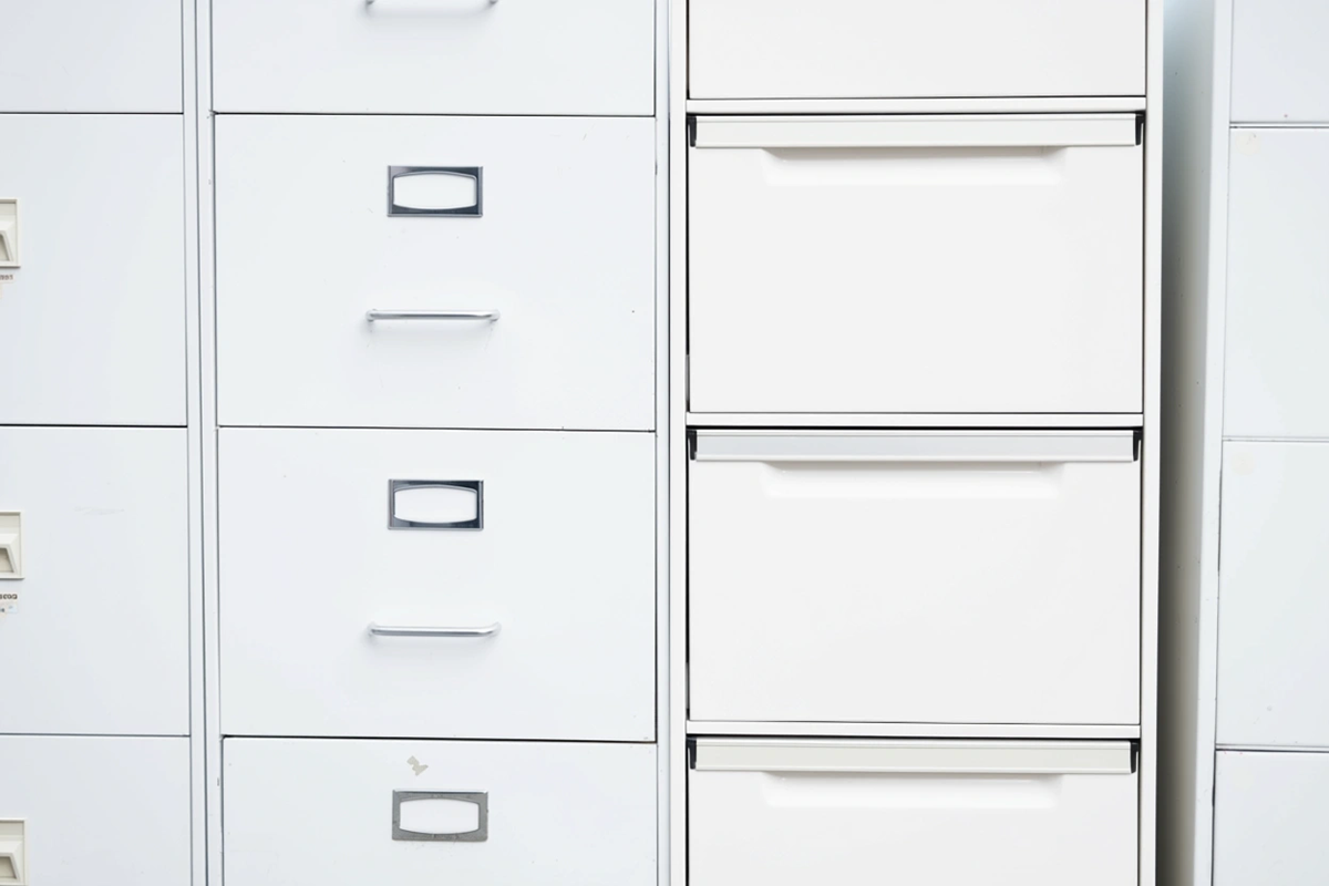 Varios Kardex Metálicos Blancos